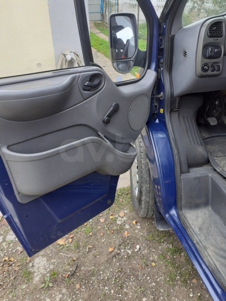 Ford Transit легковой, 2005 г.