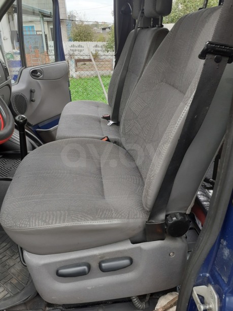 Ford Transit легковой, 2005 г.