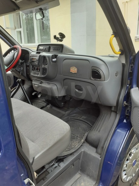 Ford Transit легковой, 2005 г.