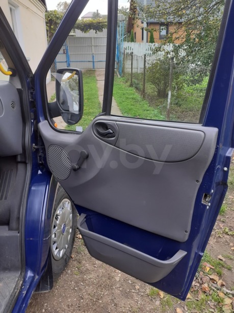 Ford Transit легковой, 2005 г.