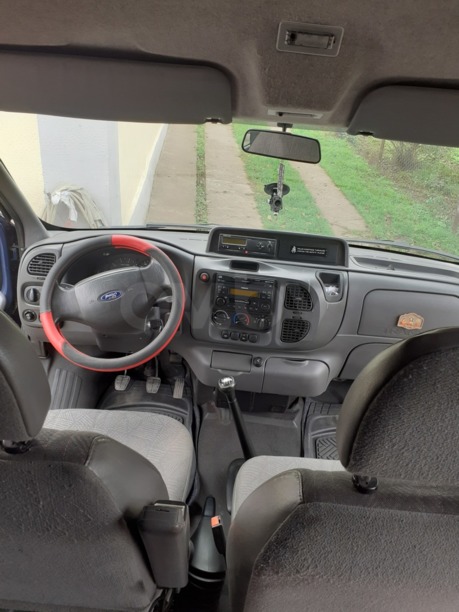 Ford Transit легковой, 2005 г.