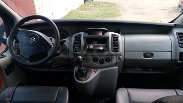 Opel Vivaro Opel Vivaro Westfalia 2.5 TDI , 2004 г.