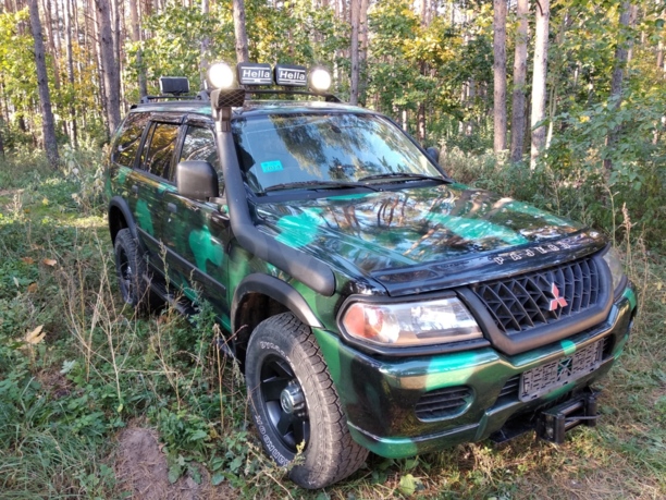 Mitsubishi Montero Sport, 2000 г.