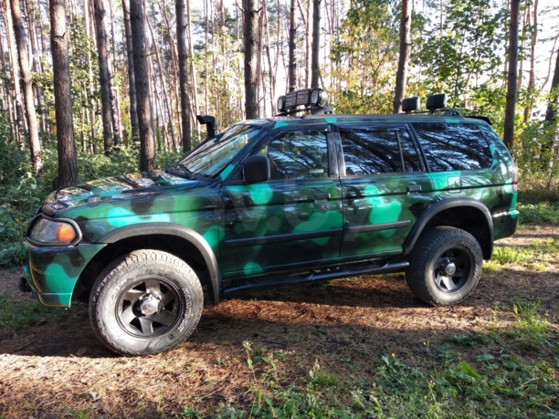 Mitsubishi Montero Sport, 2000 г.