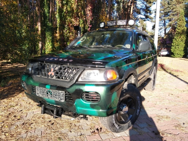 Mitsubishi Montero Sport, 2000 г.