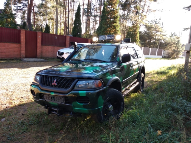 Mitsubishi Montero Sport, 2000 г.