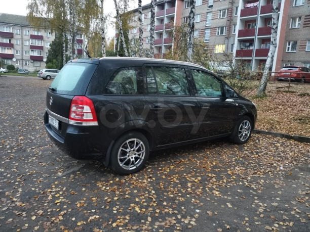 Opel Zafira B · Рестайлинг, 2013 г.