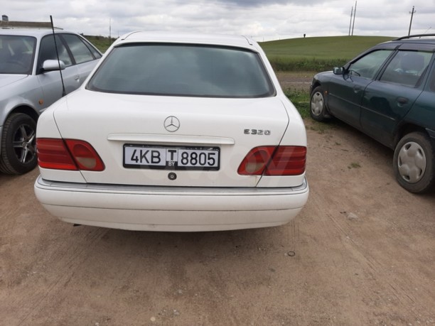 Mercedes-Benz E-Класс W210, S210, 1995 г.