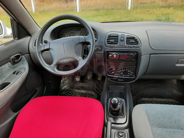 Daewoo Nubira J100, 1999 г.
