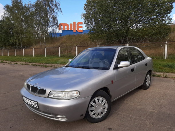 Daewoo Nubira J100, 1999 г.