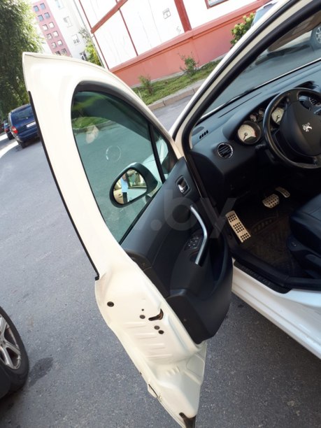Peugeot 308 T7 · Рестайлинг, 2011 г.