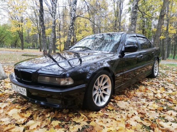 BMW 7 серия E38, 1997 г.