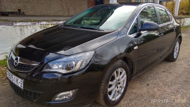 Opel Astra J, 2010 г.
