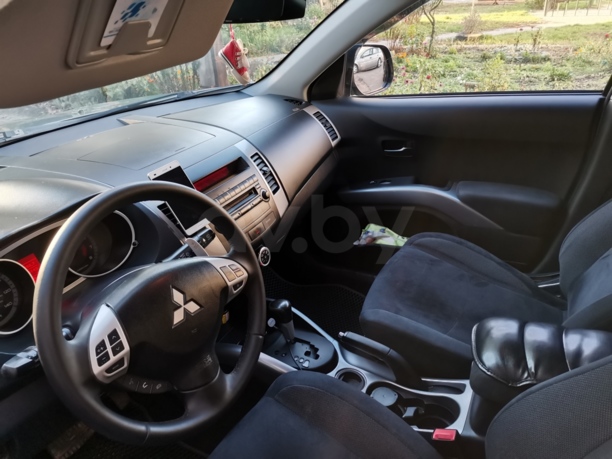 Mitsubishi Outlander XL, 7 мест, 2006 г.