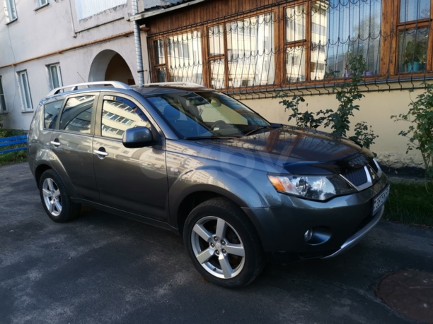 Mitsubishi Outlander XL, 7 мест, 2006 г.