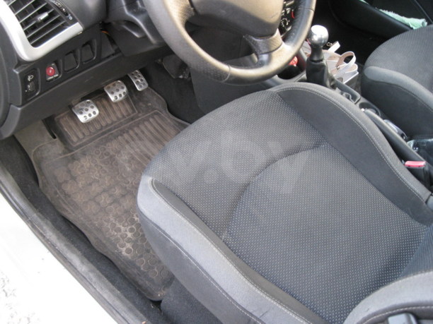 Peugeot 206 Plus, 2010 г.