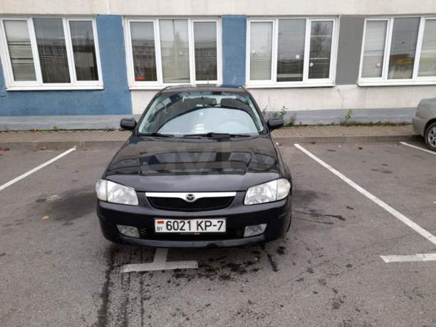 Mazda 323F, 1999 г.