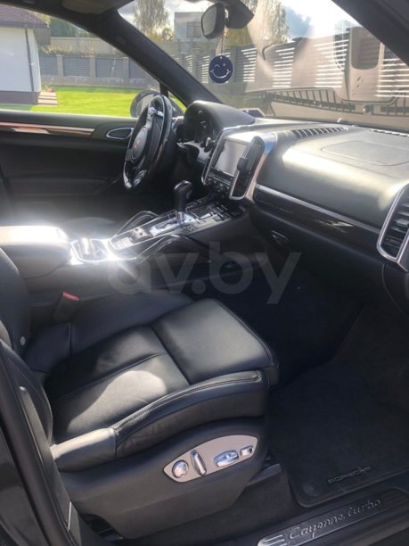 Porsche Cayenne 958, 2010 г.
