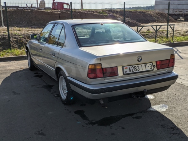 BMW 5 серия E34, 1990 г.