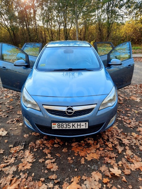 Opel Astra J, 2010 г.