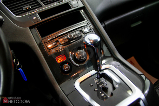 Peugeot 5008 I · Рестайлинг, 2016 г.