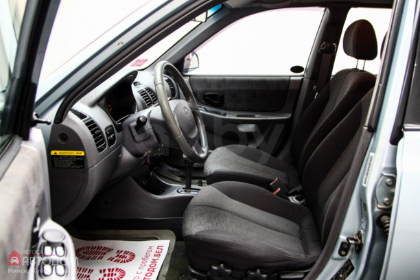 Hyundai Accent LC · Рестайлинг, 2004 г.