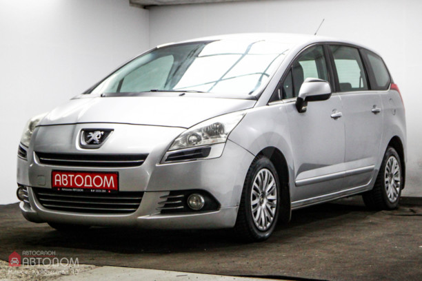 Peugeot 5008 I, 2010 г.