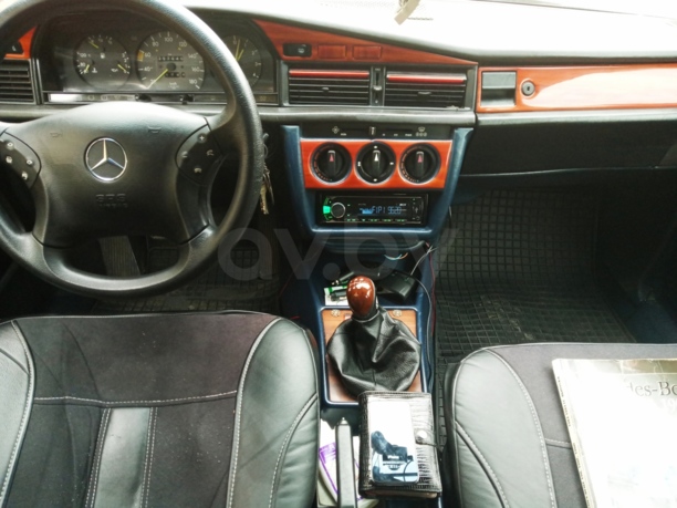 Mercedes-Benz 190 (W201), 1985 г.