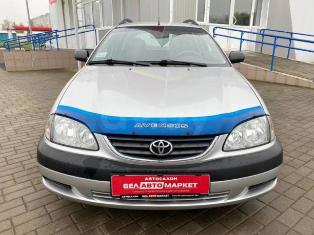 Toyota Avensis I (T220) · Рестайлинг, 2001 г.