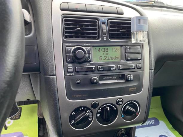 Toyota Avensis I (T220) · Рестайлинг, 2001 г.