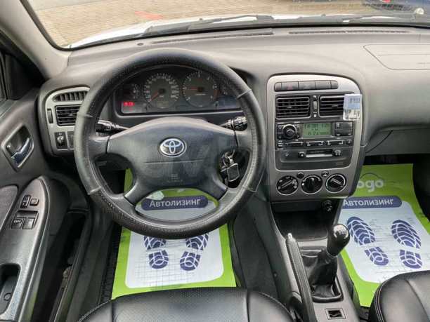 Toyota Avensis I (T220) · Рестайлинг, 2001 г.