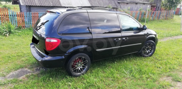 Chrysler Town and Country IV, 7 мест, 2005 г.