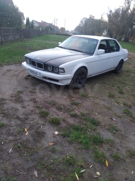 BMW 7 серия E32, 1988 г.