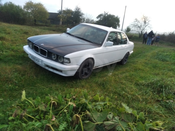 BMW 7 серия E32, 1988 г.