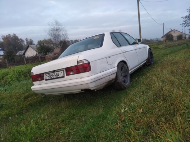 BMW 7 серия E32, 1988 г.