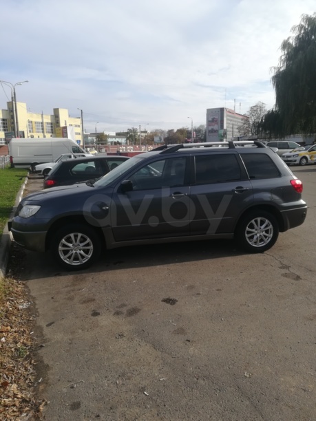 Mitsubishi Outlander I, 5 мест, 2008 г.
