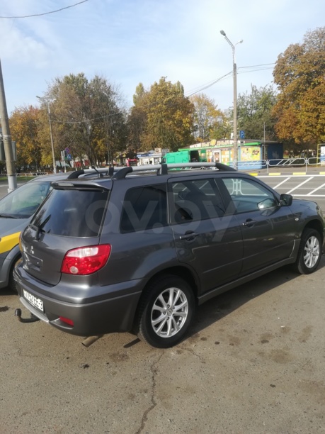 Mitsubishi Outlander I, 5 мест, 2008 г.