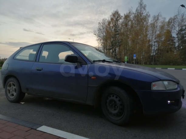 Mitsubishi Colt V, 1996 г.