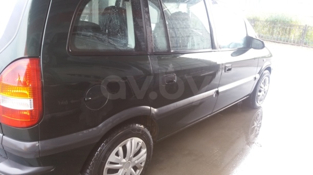 Opel Zafira A, 2000 г.