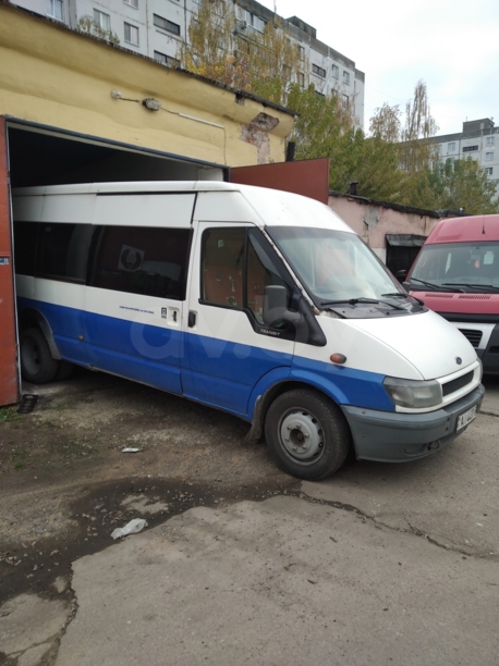 Ford Transit Автобус, 2002 г.