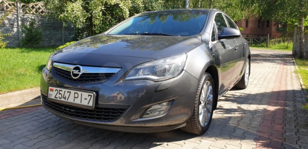 Opel Astra J, 2011 г.
