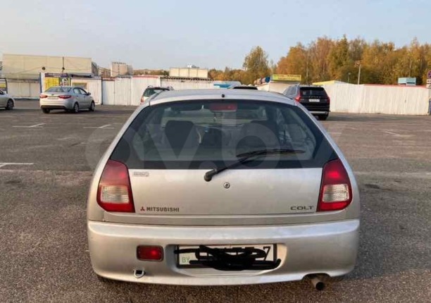 Mitsubishi Colt V, 2000 г.
