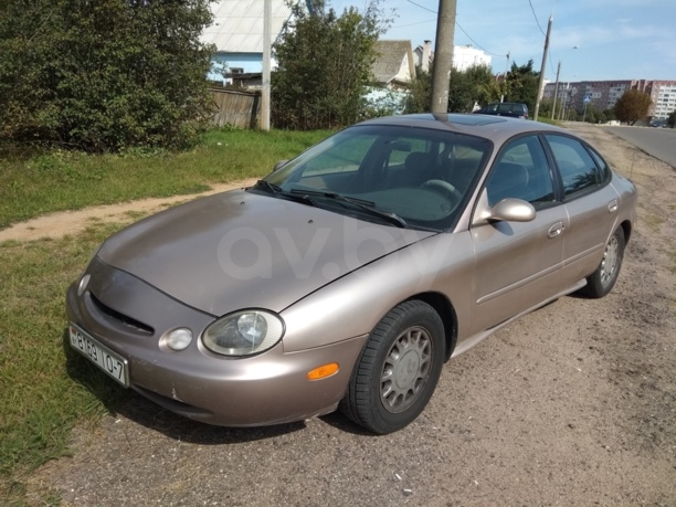 Ford Taurus III, 1996 г.
