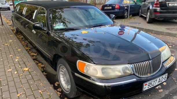 Lincoln Town Car III, 2001 г.