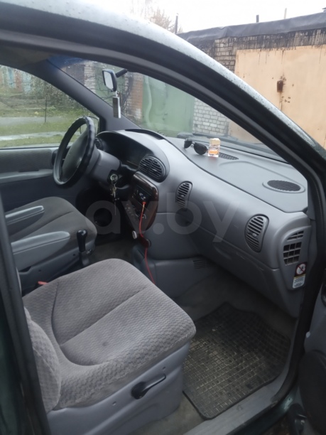 Chrysler Voyager III, 7 мест, 1998 г.