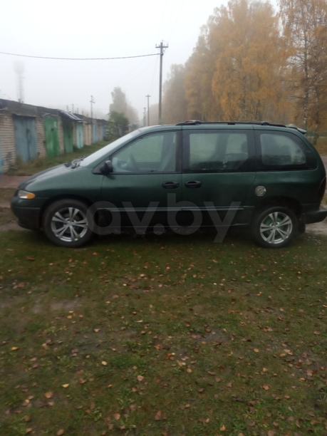 Chrysler Voyager III, 7 мест, 1998 г.
