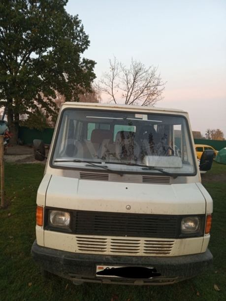 Mercedes-Benz T1 (207D-410D) 207D, 1986 г.