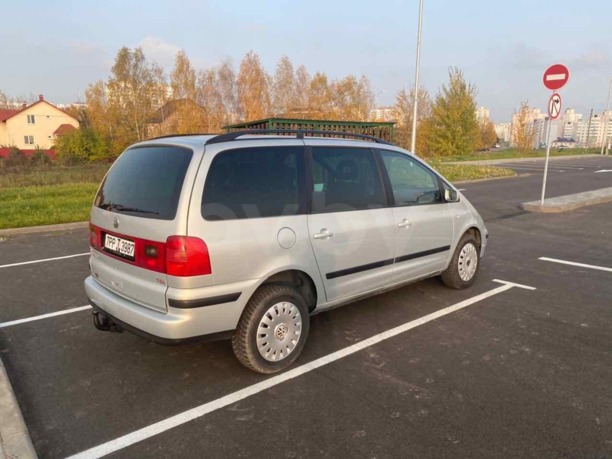 Volkswagen Sharan I · 2-й рестайлинг, 5 мест, 2004 г.