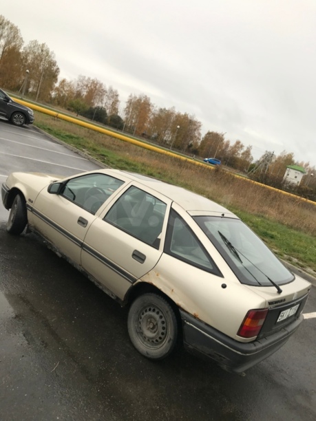 Opel Vectra A, 1989 г.