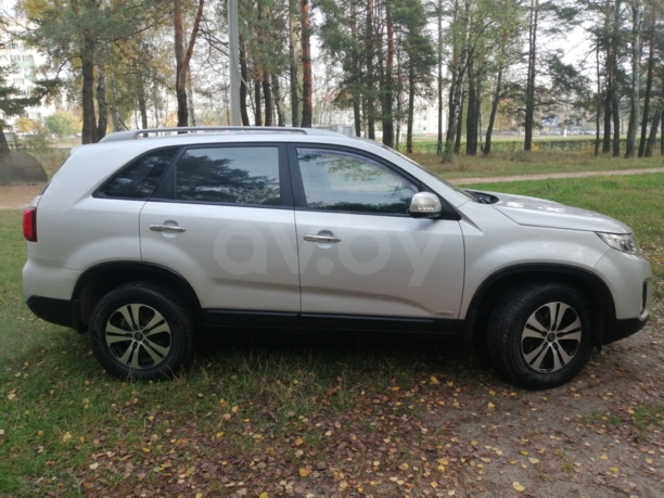 Kia Sorento II · Рестайлинг, 5 мест, 2012 г.